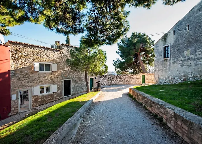 Monte Sea View Residence With Terrace